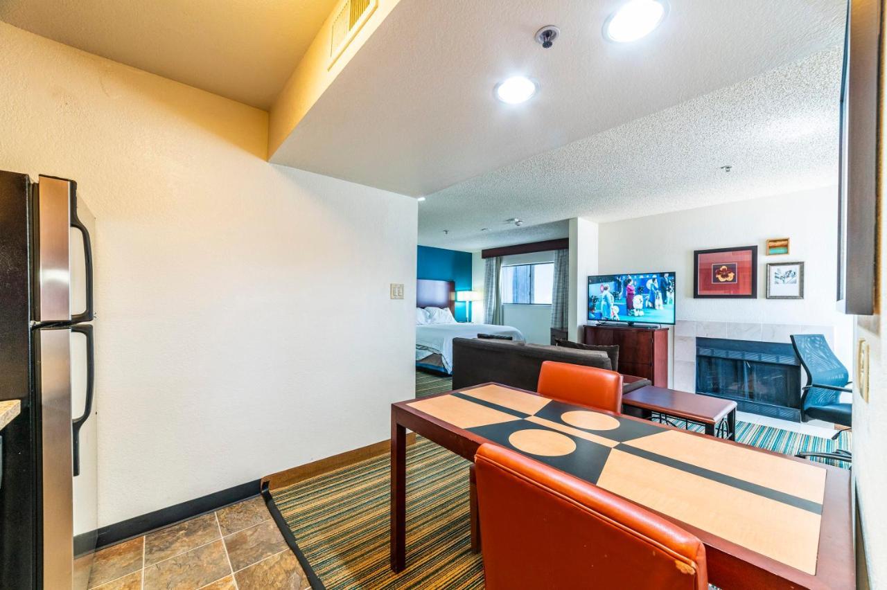 Апартаменты Metro Phx Studio Full Kitchen Long Term Discounts Феникс Экстерьер фото